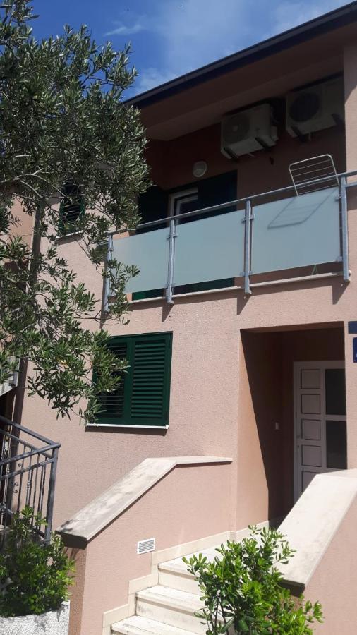 Apartmani Nada Mustapic Brela Exterior photo